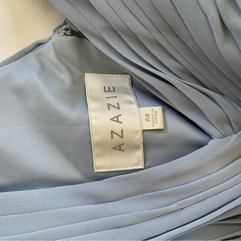 Elegant Blue Evening Gown - Picture 5 of 5